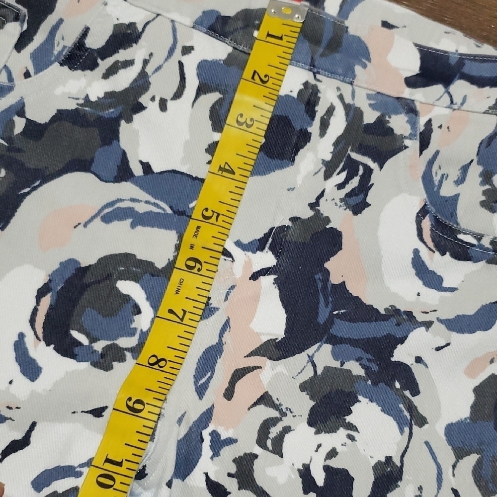 SPANX Blue and Cream Jeggings with Comfort Fit - Picture 5 of 9